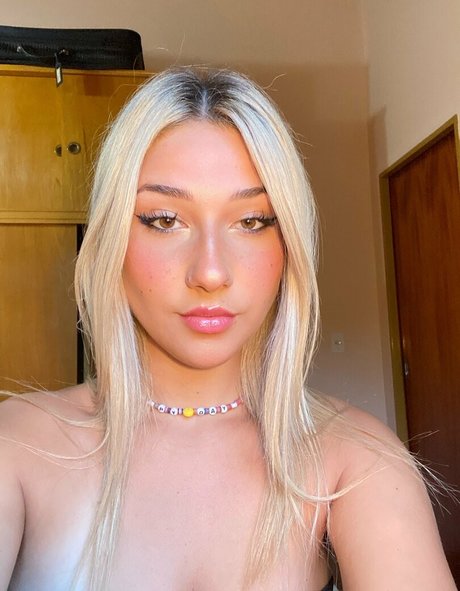 Yami Sanchez hot pornstar pics