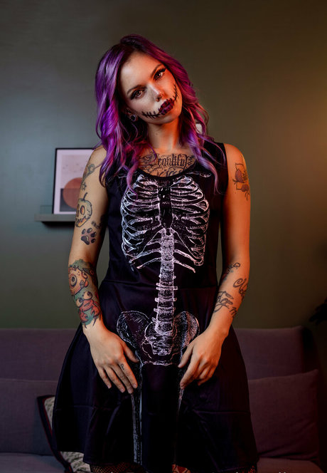 spicyrollersg model sexy photo