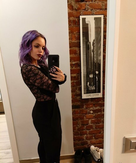 spicyrollersg star xxx photos