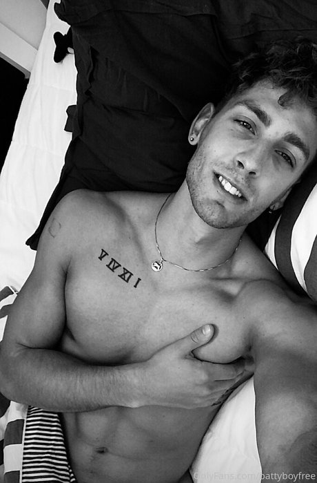 battyboyfree model pictures