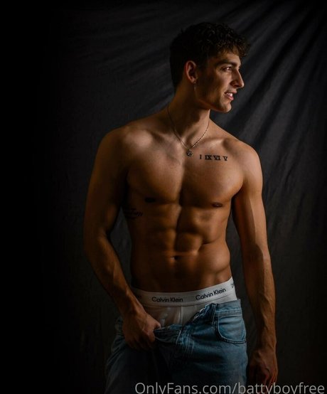 battyboyfree sexy star pic