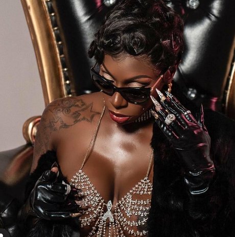 Ebony Mystique pornstar perfect images