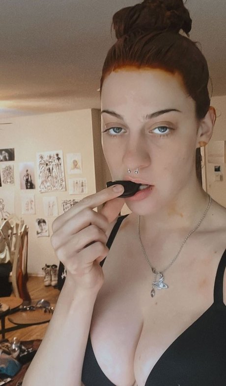 Tati Bruening pornographic model galleries