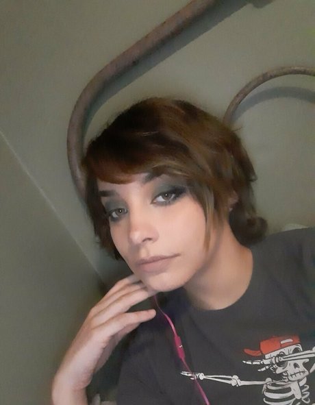 pink kunt star top archive