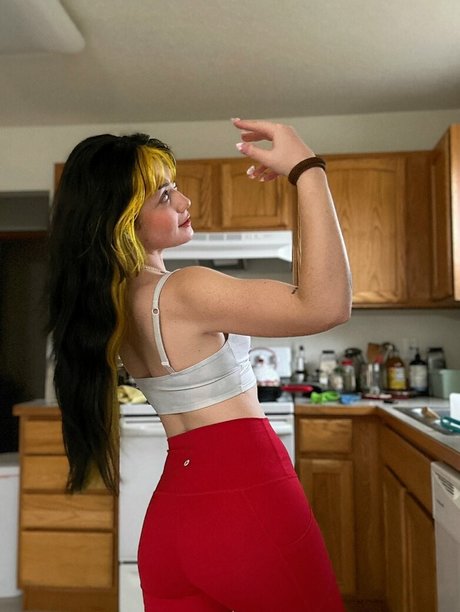 Bootyhaver model erotic images