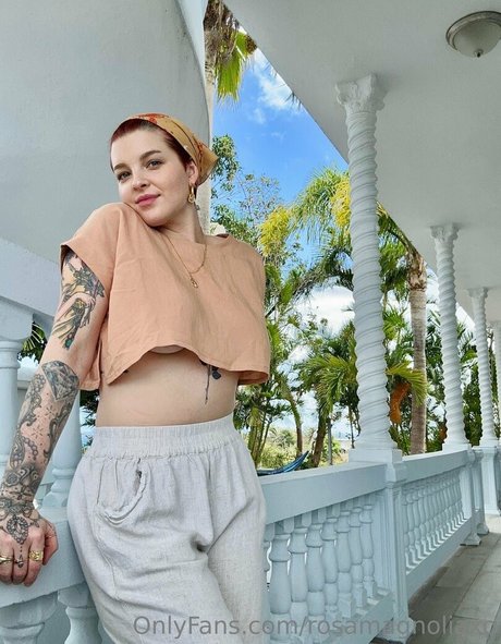 famous asian onlyfans pornos image