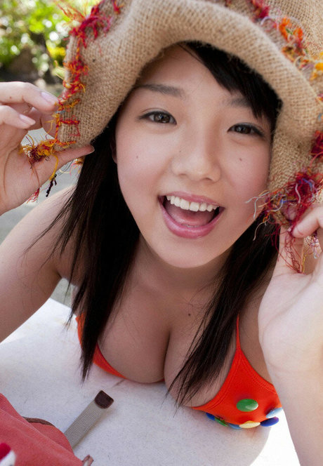 Ai Shinozaki erotic pornstar galleries