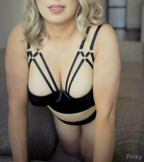 pinkyssworld exclusive model galleries