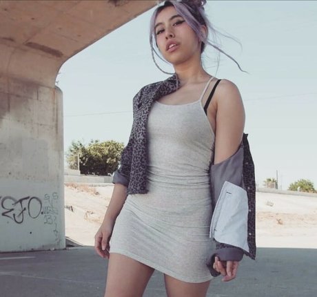 Wendy Diaz model sexy gallery