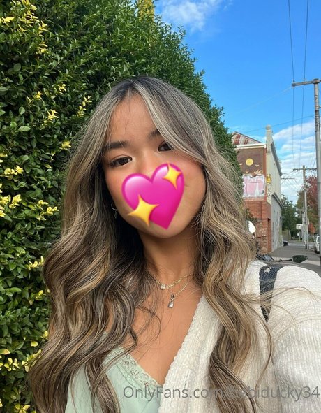 heyitsnamii pornstar adult img