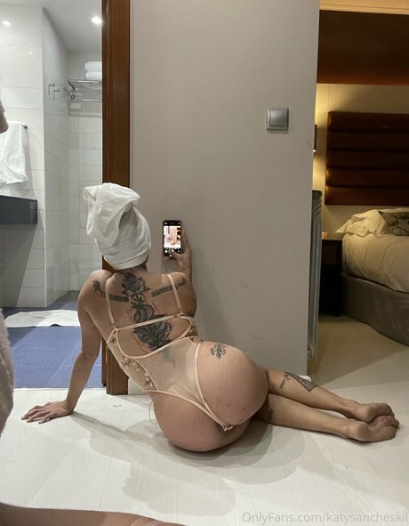 female domination onlyfans adult pics