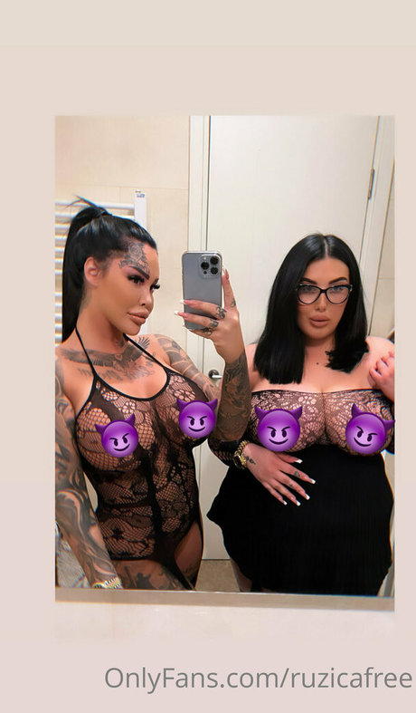 muscle girls onlyfans pornos image