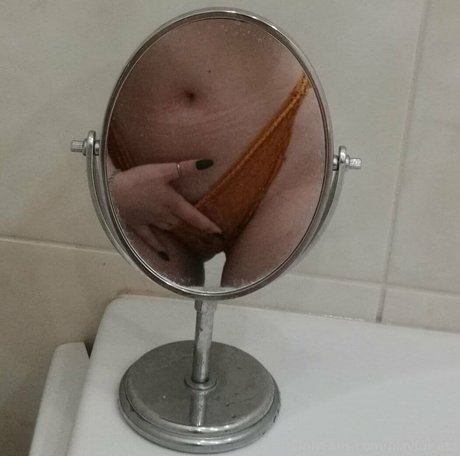 playfulass model xxx galleries