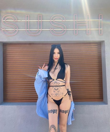 Hira Balci hd pornstar image