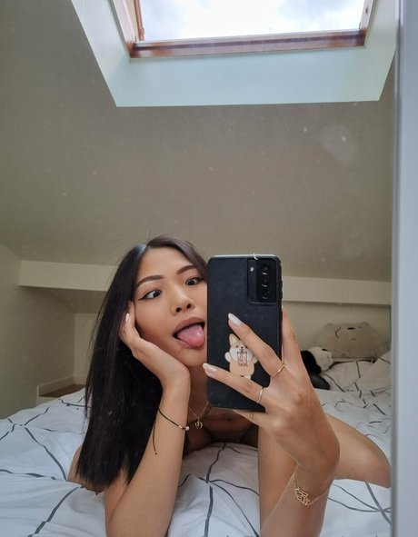 sodyna naked actress pics