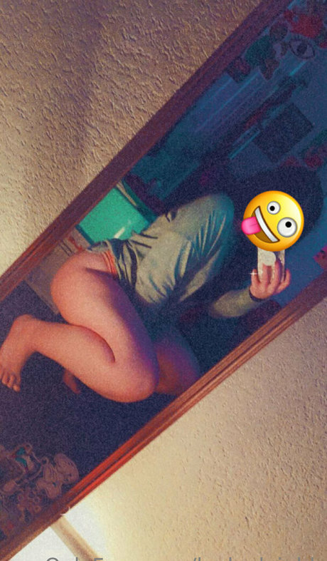 laylaaleighh model hd image