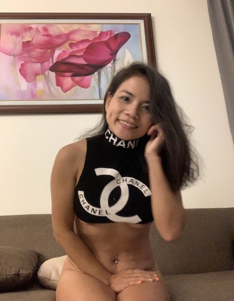 mimivgirl2 naked star photo