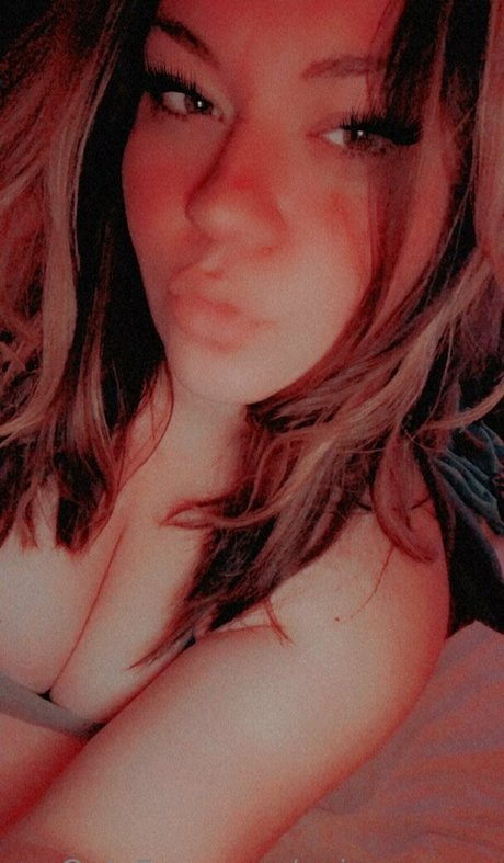 anisaraeann nudes actress images