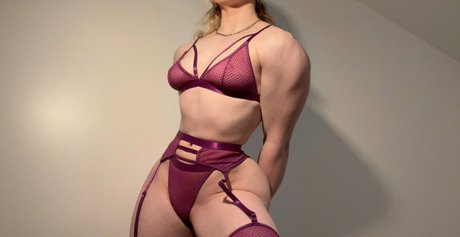 xinia official erotic model pics