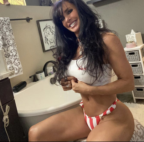 Shannon Ray perfect pornstar galleries