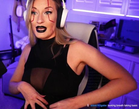 BasicWitGirl model porn picture