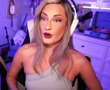 skinny asian teen onlyfans hd archive