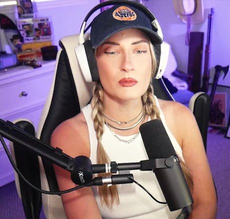 BasicWitGirl pornstar sexy archive