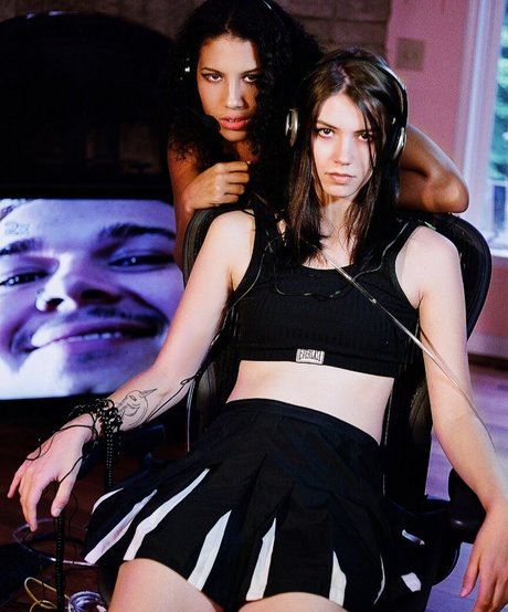 Skatie420 exclusive star gallery