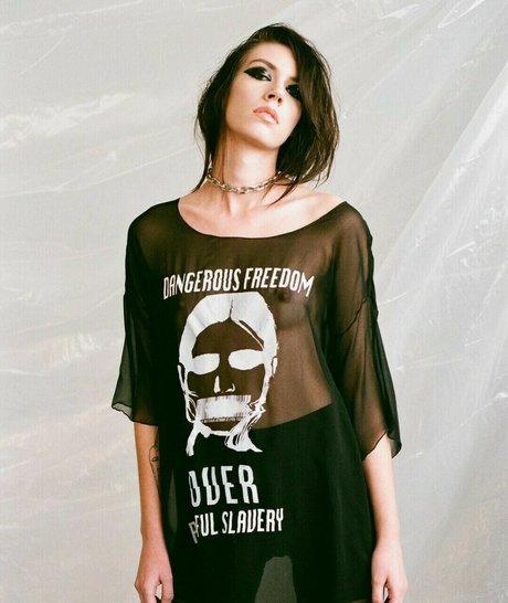 Skatie420 free actress pic