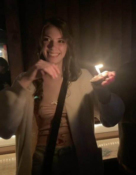 Skatie420 adult model pics