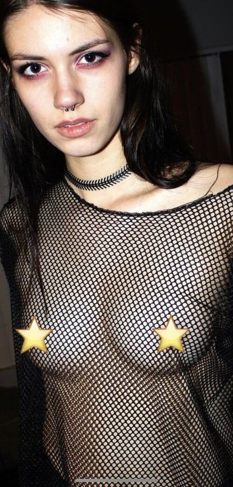 Skatie420 star art pics