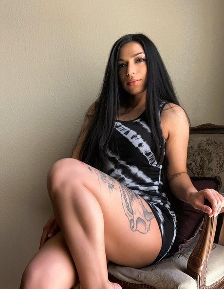 torothadon nudes model photo