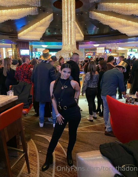 torothadon star pretty pictures