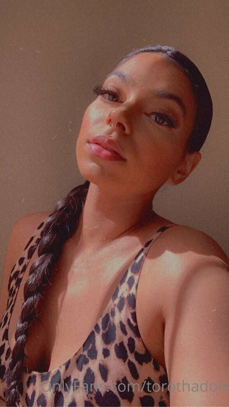 torothadon pornstar pretty pictures