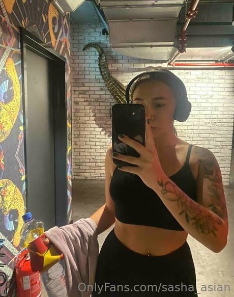 Sasha asian nude star image