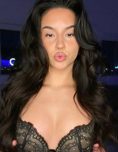 curvy kitty onlyfans sexy nude pics