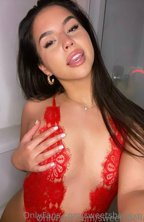 sweetsbellaxo star porn photo