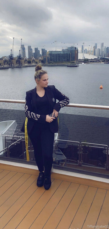 tiffanybabe02 high quality actress pics