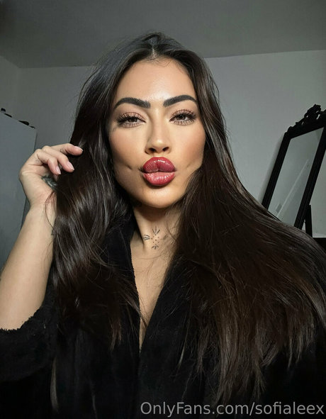 sofialeex art actress gallery