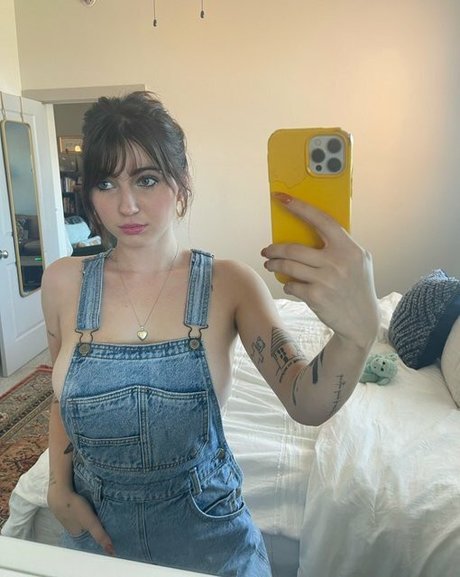 iloveyou erotic pornstar img