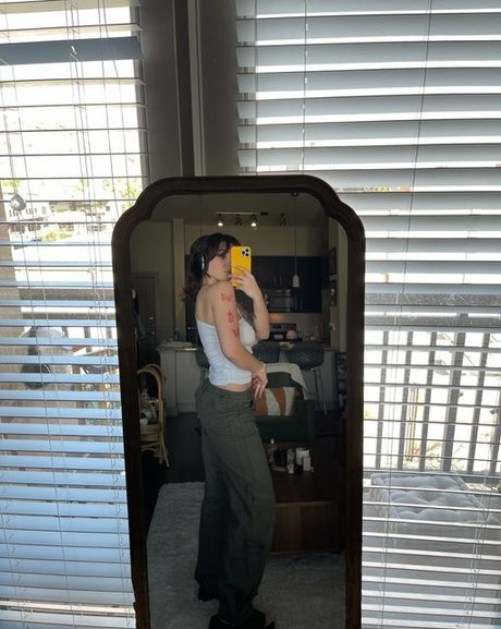 iloveyou naked actress images