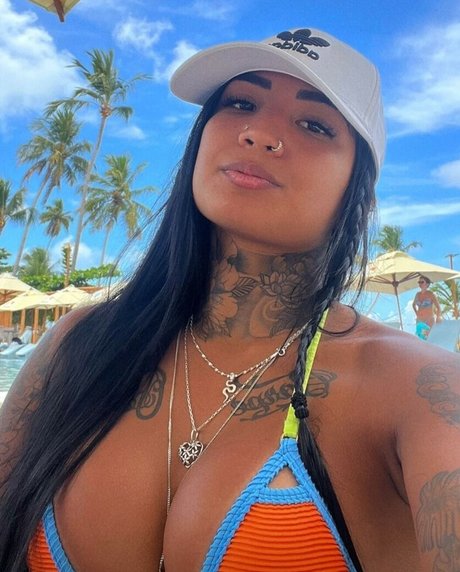 Aryadne Abranches model erotic gallery