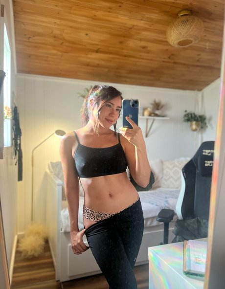 sincerelyxjade free pornstar naked photo