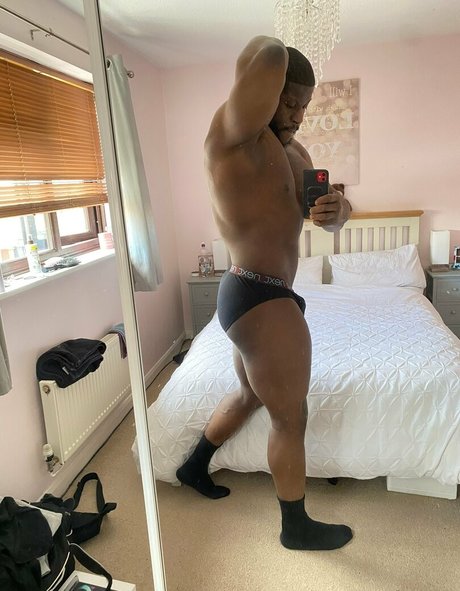 pleasure12368 erotic model pictures