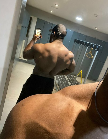 tattooed shemale onlyfans sexy gallery