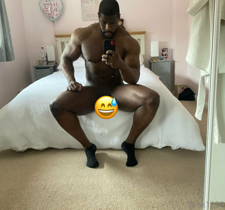 pleasure12368 star xxx picture