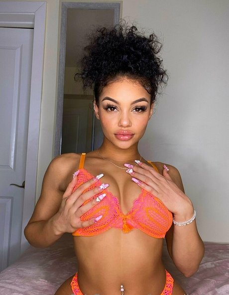 ImanniJackson model naked gallery