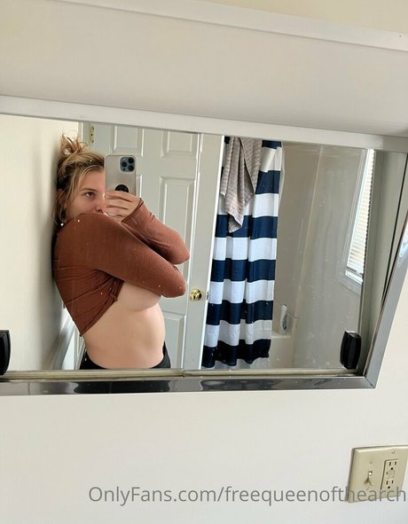 petite skinny onlyfans naked galleries