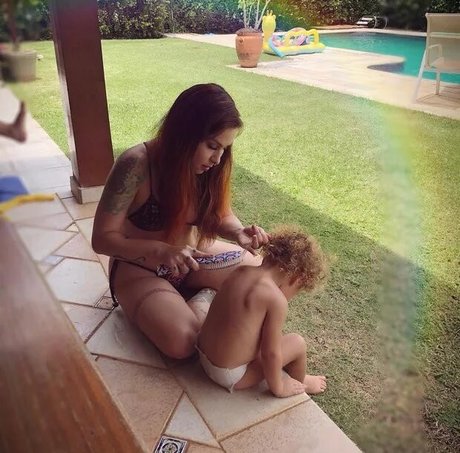 Pitty exclusive actress archive