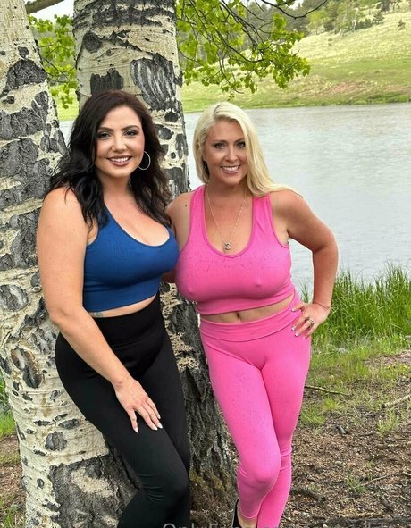 big tits squirt onlyfans beautiful xxx gallery